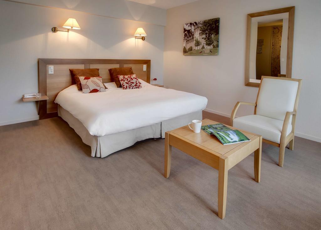 Hotel Les Ormes Domaine Et 3*