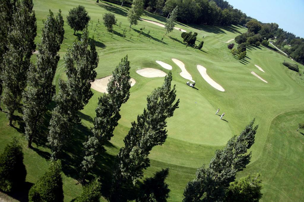 Hotel Les Ormes Domaine Et Epiniac