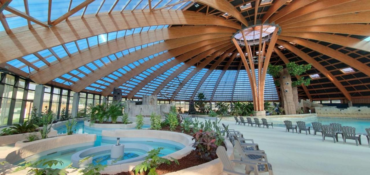 Les Ormes Domaine Et 3* Epiniac