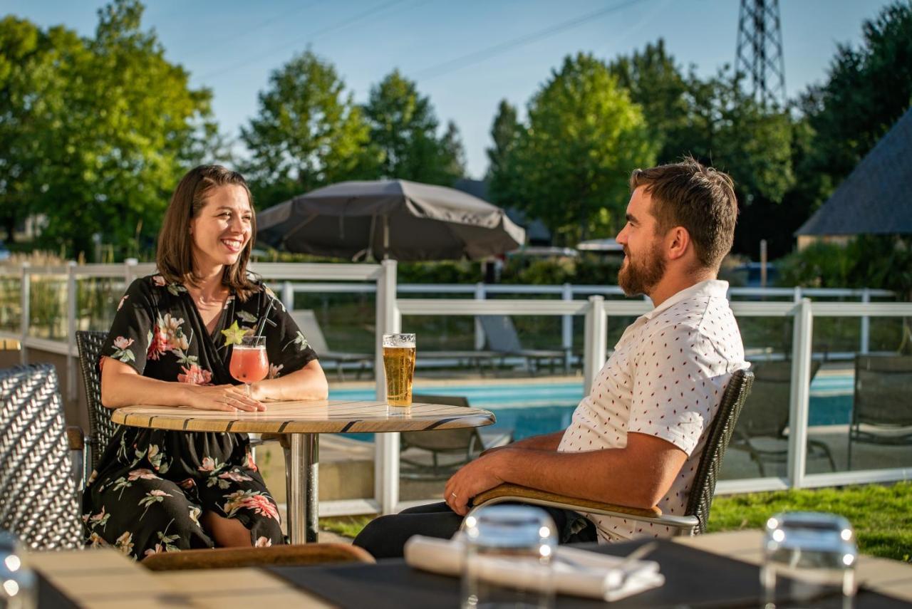 Les Ormes Domaine Et Hotel